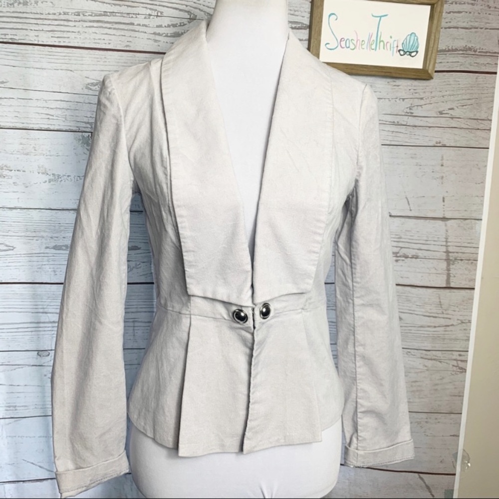 NWT WHBM light gray peplum velour blazer